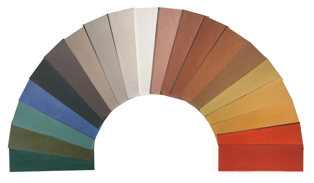 Tavola colori in gres estruso a tutta massa.